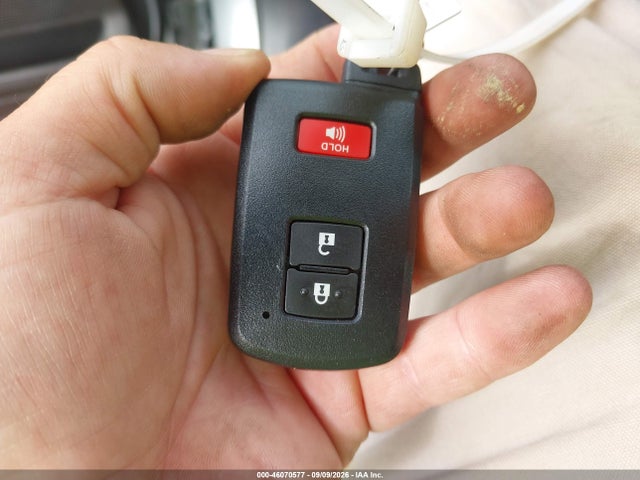 Продажа на аукционе авто 2017 Toyota Rav4 Hybrid Xle, vin: JTMRJREVXHD113620, номер лота: 46070577