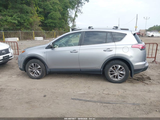 Продажа на аукционе авто 2017 Toyota Rav4 Hybrid Xle, vin: JTMRJREVXHD113620, номер лота: 46070577
