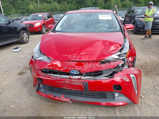 JTDL9RFU1L3013165 Toyota Prius Le Awd-e