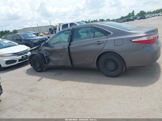 Aukcja sprzedaży 2017 Toyota Camry Le, vin: 4T1BF1FK1HU645553, numer aukcji: 46070639