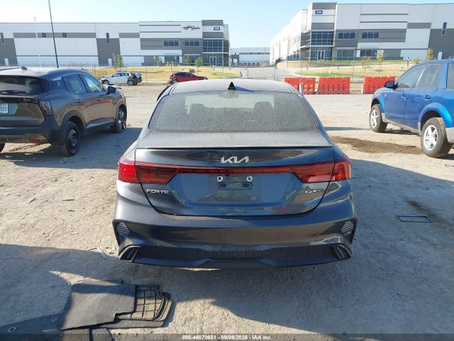 46070651 :رقم المزاد ، 3KPF54ADXNE470233 vin ، 2022 Kia Forte Gt-line مزاد بيع