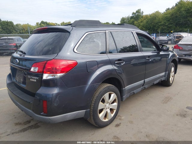46070662 :رقم المزاد ، 4S4BRBGC7B3330676 vin ، 2011 Subaru Outback 2.5i Premium مزاد بيع