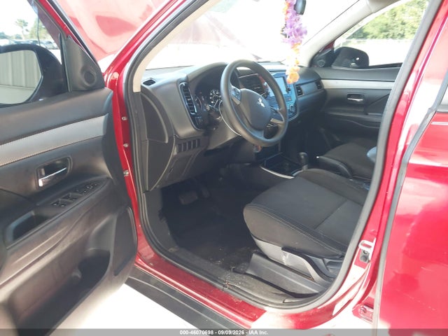 2018 Mitsubishi Outlander Es მანქანა იყიდება აუქციონზე, vin: JA4AD2A34JZ034785, აუქციონის ნომერი: 46070698