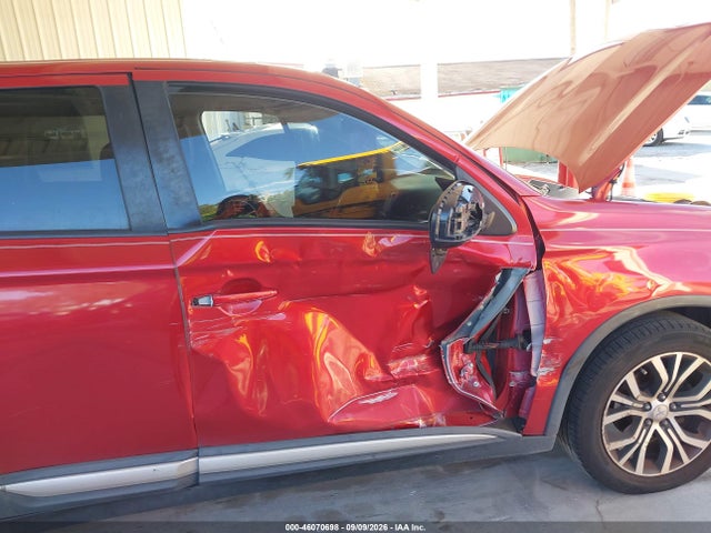2018 Mitsubishi Outlander Es მანქანა იყიდება აუქციონზე, vin: JA4AD2A34JZ034785, აუქციონის ნომერი: 46070698