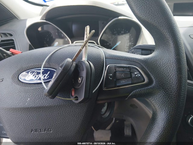 Продажа на аукционе авто 2019 Ford Escape S, vin: 1FMCU0F7XKUA34301, номер лота: 46070714