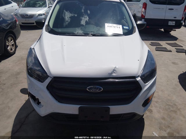 Продажа на аукционе авто 2019 Ford Escape S, vin: 1FMCU0F7XKUA34301, номер лота: 46070714