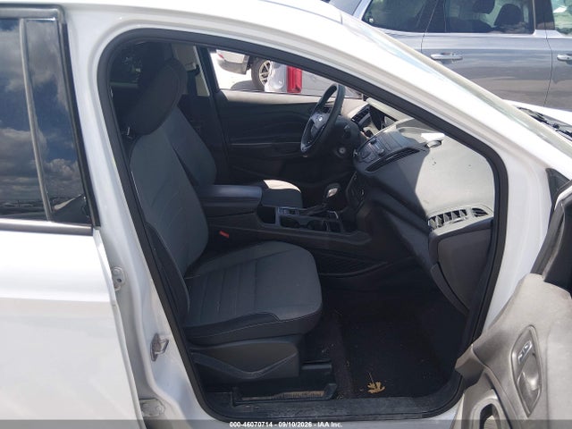 Продажа на аукционе авто 2019 Ford Escape S, vin: 1FMCU0F7XKUA34301, номер лота: 46070714