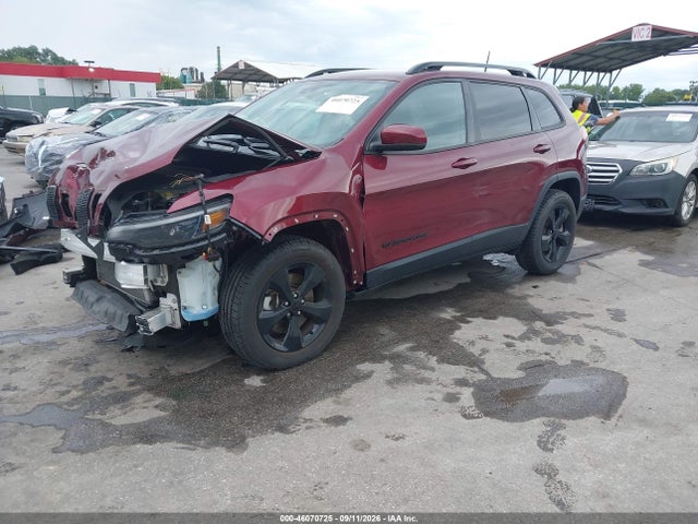 46070725 :رقم المزاد ، 1C4PJMLB4MD223270 vin ، 2021 Jeep Cherokee Altitude 4x4 مزاد بيع