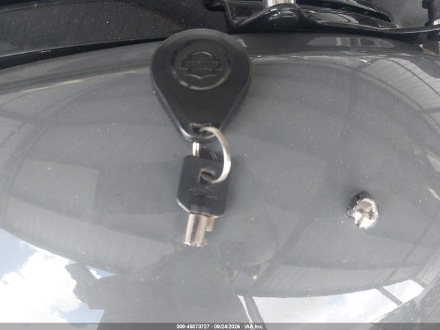 Harley-Davidson FLHXS 2022 1HD1KRP16NB623134 Image 11