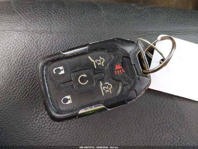 46070733 :رقم المزاد ، 1GNSKBKC5JR238050 vin ، 2018 Chevrolet Tahoe Lt مزاد بيع