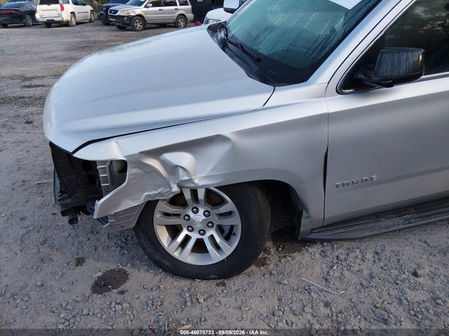 46070733 :رقم المزاد ، 1GNSKBKC5JR238050 vin ، 2018 Chevrolet Tahoe Lt مزاد بيع