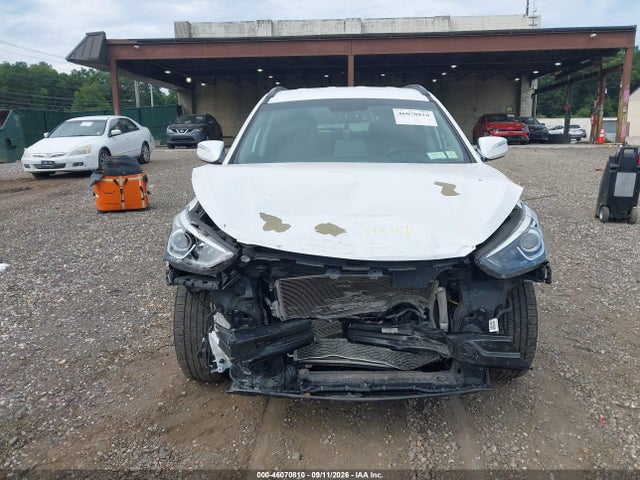 Продаж на аукціоні авто 2018 Hyundai Santa Fe Sport 2.4l, vin: 5NMZUDLB3JH078371, номер лоту: 46070810