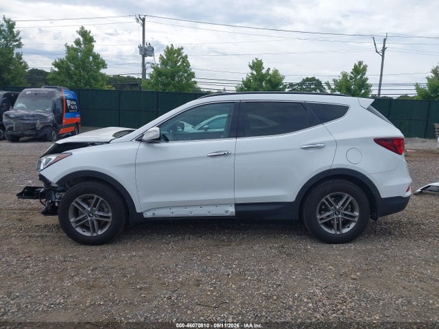 Продаж на аукціоні авто 2018 Hyundai Santa Fe Sport 2.4l, vin: 5NMZUDLB3JH078371, номер лоту: 46070810