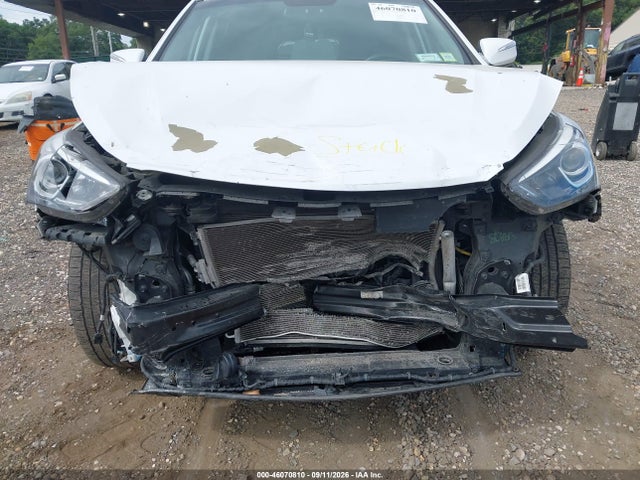 Продаж на аукціоні авто 2018 Hyundai Santa Fe Sport 2.4l, vin: 5NMZUDLB3JH078371, номер лоту: 46070810