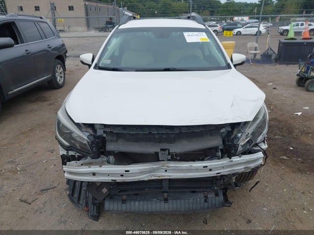 46070825 :رقم المزاد ، 4S4BSAFC5K3354121 vin ، 2019 Subaru Outback 2.5i Premium مزاد بيع
