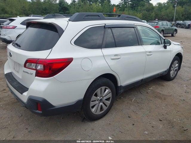 46070825 :رقم المزاد ، 4S4BSAFC5K3354121 vin ، 2019 Subaru Outback 2.5i Premium مزاد بيع