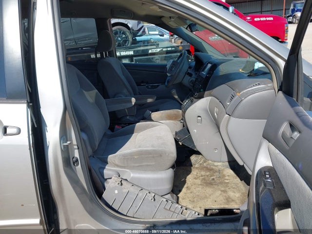 Продажа на аукционе авто 2004 Toyota Sienna Le, vin: 5TDZA23C94S164808, номер лота: 46070888