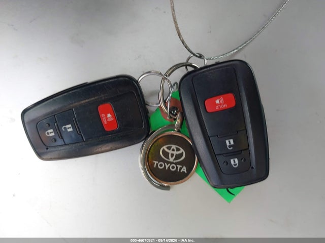 JTDL9RFU0K3011289 Toyota PRIUS XLE