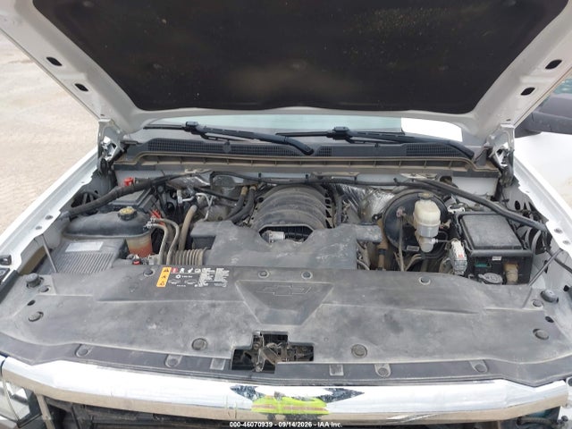 1GCNKNEC3JZ261880 Chevrolet Silverado 1500 Wt