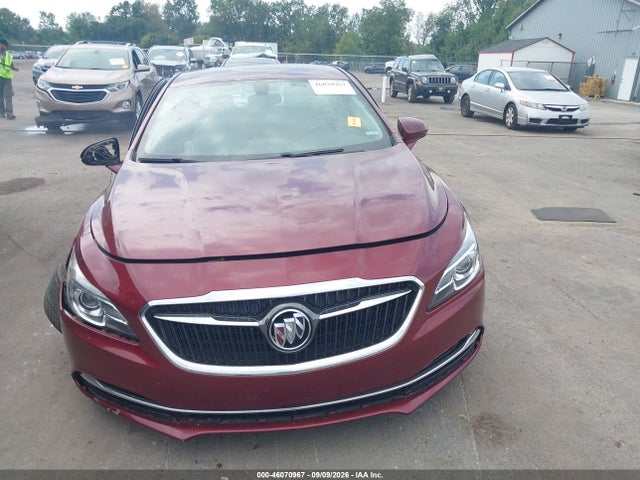 2017 Buick Lacrosse Essence მანქანა იყიდება აუქციონზე, vin: 1G4ZP5SS5HU171826, აუქციონის ნომერი: 46070967