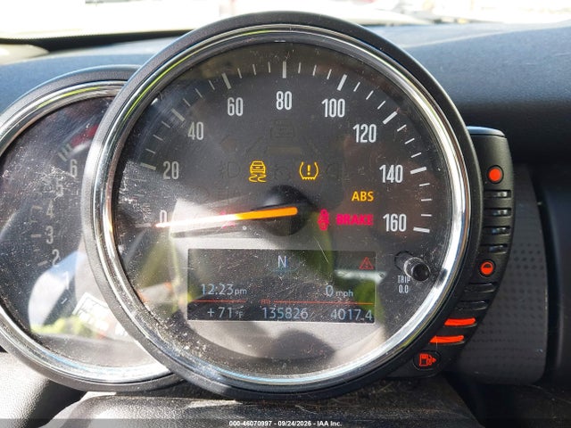 46070997 :رقم المزاد ، WMWXU1C5XG2D57345 vin ، 2016 Mini Hardtop Cooper مزاد بيع