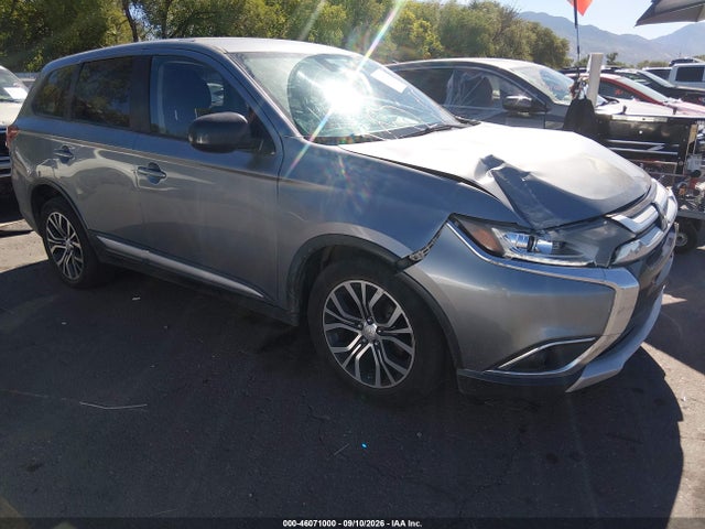 Продажа на аукционе авто 2017 Mitsubishi Outlander Es, vin: JA4AZ2A33HZ017634, номер лота: 46071000