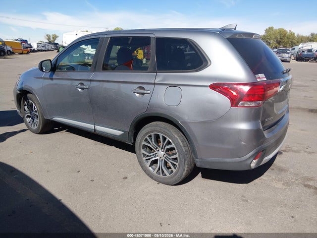 2017 Mitsubishi Outlander Es მანქანა იყიდება აუქციონზე, vin: JA4AZ2A33HZ017634, აუქციონის ნომერი: 46071000