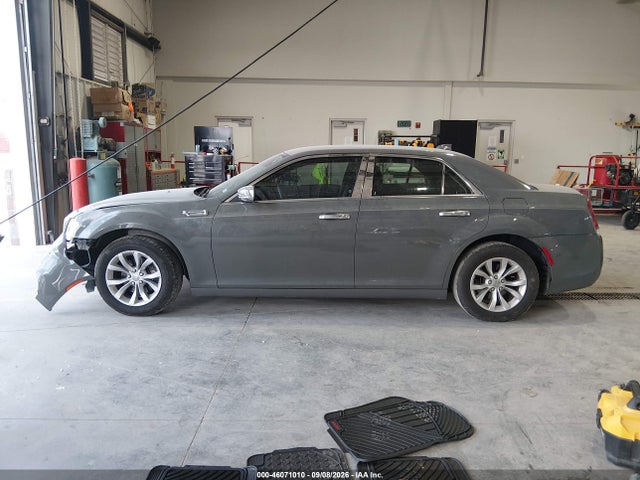 Продаж на аукціоні авто 2018 Chrysler 300 Touring, vin: 2C3CCAAG4JH275166, номер лоту: 46071010