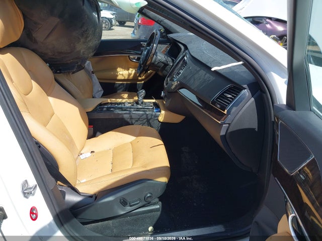 Продаж на аукціоні авто 2016 Volvo Xc90 T6 Momentum, vin: YV4A22PK4G1040438, номер лоту: 46071036