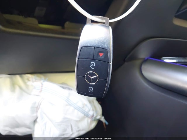 46071040 :رقم المزاد ، W1N4N4HB6NJ350954 vin ، 2022 Mercedes-benz Gla 250 4matic مزاد بيع