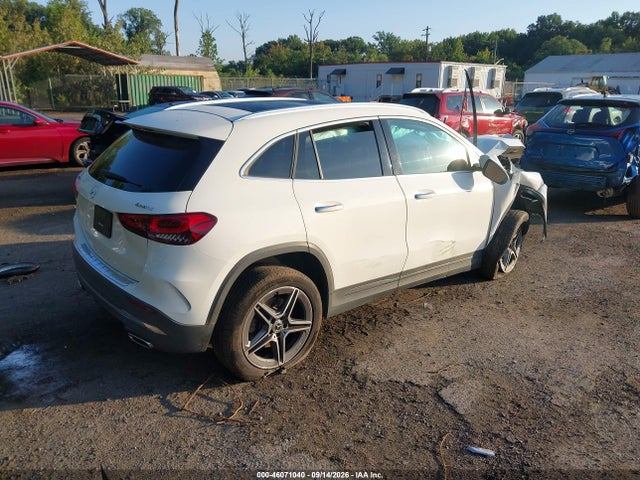 46071040 :رقم المزاد ، W1N4N4HB6NJ350954 vin ، 2022 Mercedes-benz Gla 250 4matic مزاد بيع
