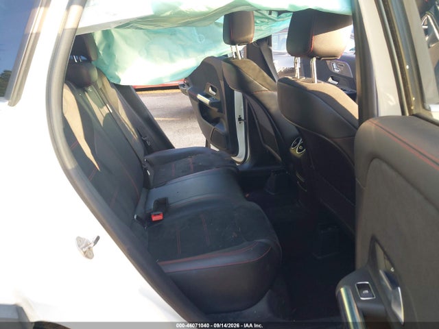 46071040 :رقم المزاد ، W1N4N4HB6NJ350954 vin ، 2022 Mercedes-benz Gla 250 4matic مزاد بيع