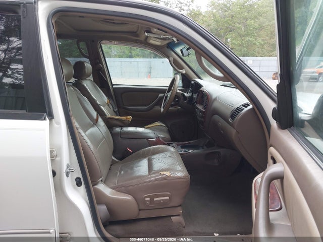 46071048 :رقم المزاد ، 5TDZT38A72S122108 vin ، 2002 Toyota Sequoia Limited V8 مزاد بيع