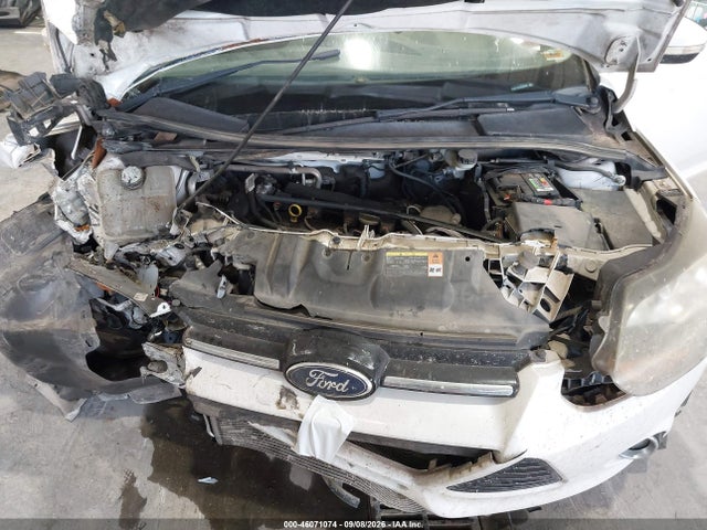 2013 Ford Focus Titanium მანქანა იყიდება აუქციონზე, vin: 1FADP3J27DL263384, აუქციონის ნომერი: 46071074