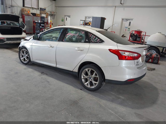 2013 Ford Focus Titanium მანქანა იყიდება აუქციონზე, vin: 1FADP3J27DL263384, აუქციონის ნომერი: 46071074
