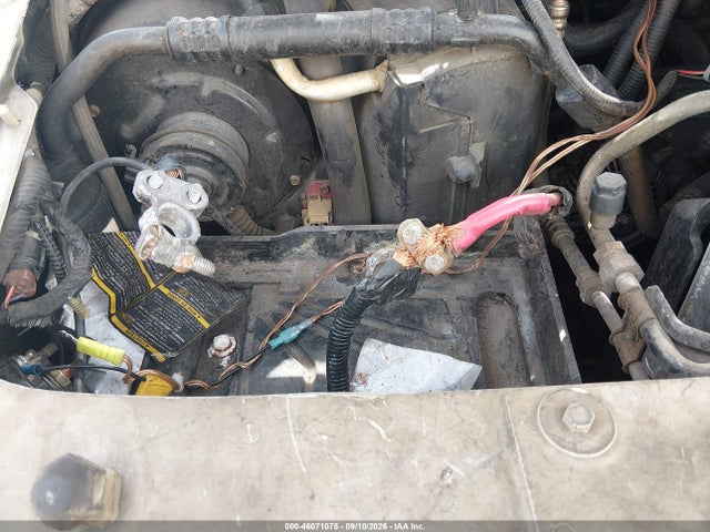 2001 Ford E-250 Commercial მანქანა იყიდება აუქციონზე, vin: 1FTNE24211HA44199, აუქციონის ნომერი: 46071075