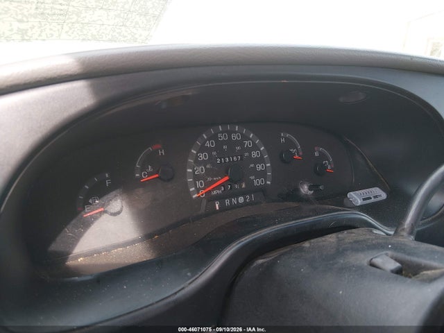 2001 Ford E-250 Commercial მანქანა იყიდება აუქციონზე, vin: 1FTNE24211HA44199, აუქციონის ნომერი: 46071075