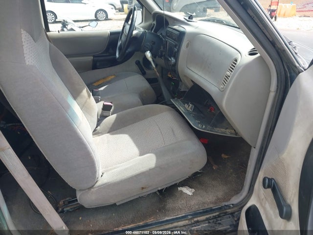 46071102 :رقم المزاد ، 4F4YR12C7XTM32428 vin ، 1999 Mazda B2500 Se/sx/tl مزاد بيع