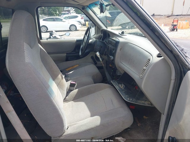 46071102 :رقم المزاد ، 4F4YR12C7XTM32428 vin ، 1999 Mazda B2500 Se/sx/tl مزاد بيع