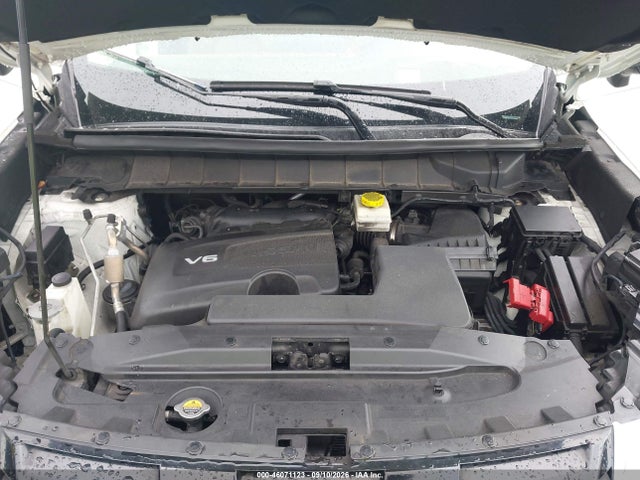 2022 Nissan Pathfinder Platinum 2wd მანქანა იყიდება აუქციონზე, vin: 5N1DR3DH1NC234688, აუქციონის ნომერი: 46071123