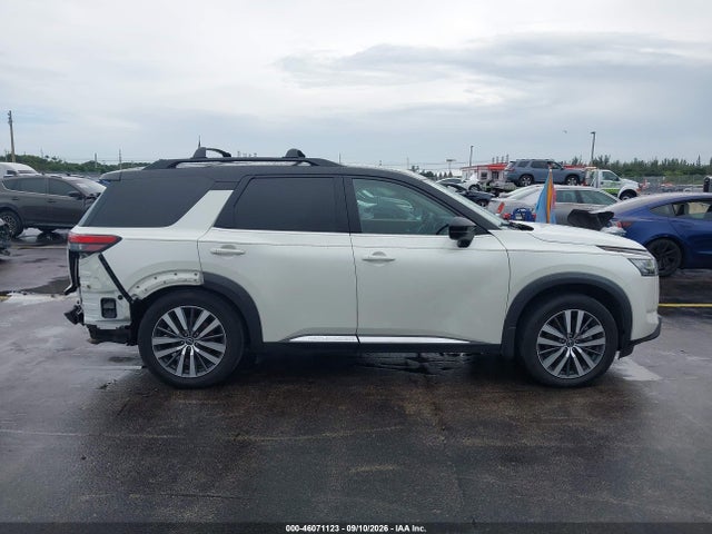 2022 Nissan Pathfinder Platinum 2wd მანქანა იყიდება აუქციონზე, vin: 5N1DR3DH1NC234688, აუქციონის ნომერი: 46071123