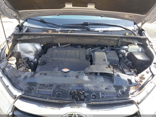 2016 Toyota Highlander Xle V6 მანქანა იყიდება აუქციონზე, vin: 5TDKKRFH2GS173661, აუქციონის ნომერი: 46071137