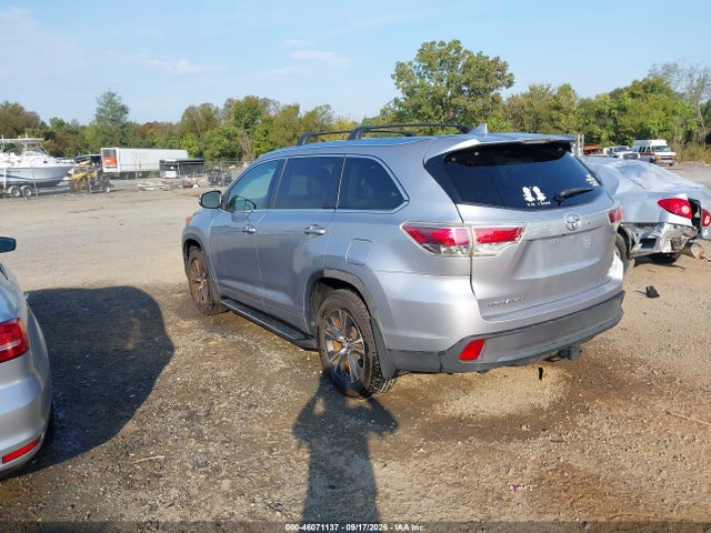 2016 Toyota Highlander Xle V6 მანქანა იყიდება აუქციონზე, vin: 5TDKKRFH2GS173661, აუქციონის ნომერი: 46071137