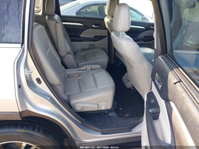 2016 Toyota Highlander Xle V6 მანქანა იყიდება აუქციონზე, vin: 5TDKKRFH2GS173661, აუქციონის ნომერი: 46071137