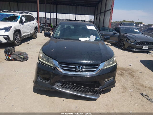 46071143 :رقم المزاد ، 1HGCR3F81FA037161 vin ، 2015 Honda Accord Ex-l V-6 مزاد بيع