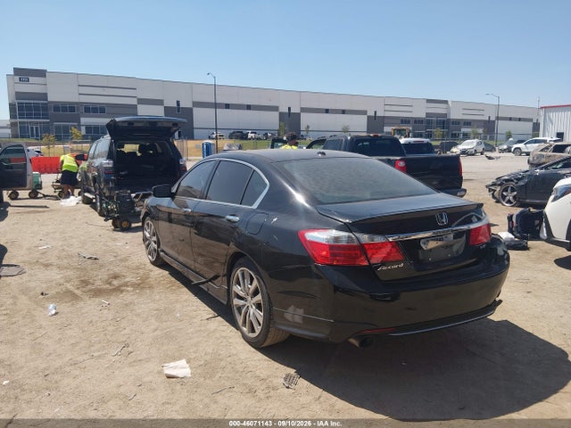 46071143 :رقم المزاد ، 1HGCR3F81FA037161 vin ، 2015 Honda Accord Ex-l V-6 مزاد بيع