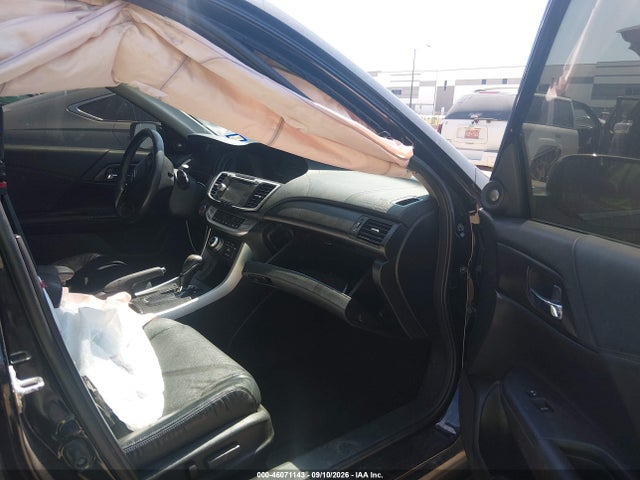 46071143 :رقم المزاد ، 1HGCR3F81FA037161 vin ، 2015 Honda Accord Ex-l V-6 مزاد بيع