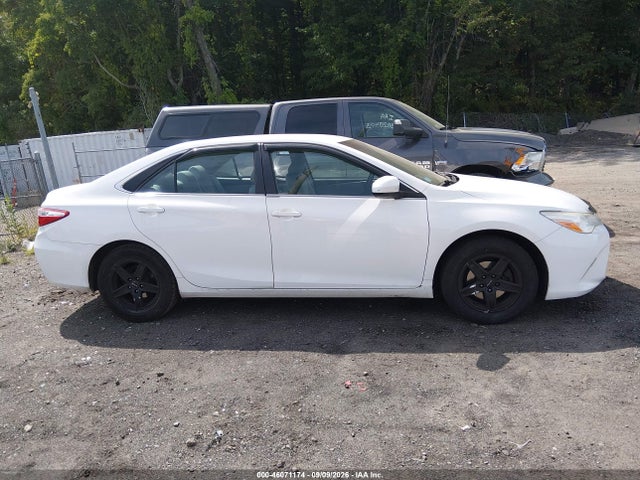 Продажа на аукционе авто 2015 Toyota Camry Le, vin: 4T4BF1FK4FR452073, номер лота: 46071174