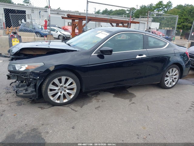 46071196 :رقم المزاد ، 1HGCS2B83AA002084 vin ، 2010 Honda Accord 3.5 Ex-l مزاد بيع