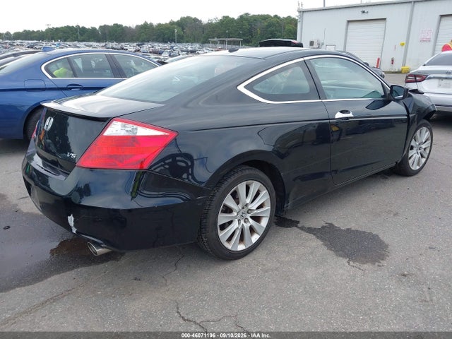 46071196 :رقم المزاد ، 1HGCS2B83AA002084 vin ، 2010 Honda Accord 3.5 Ex-l مزاد بيع